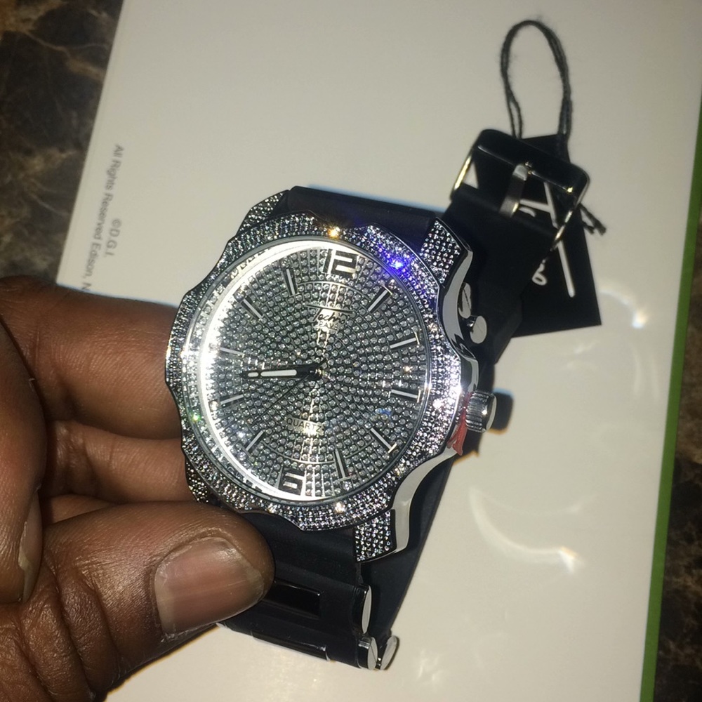 Watches - Picture 3 of 8